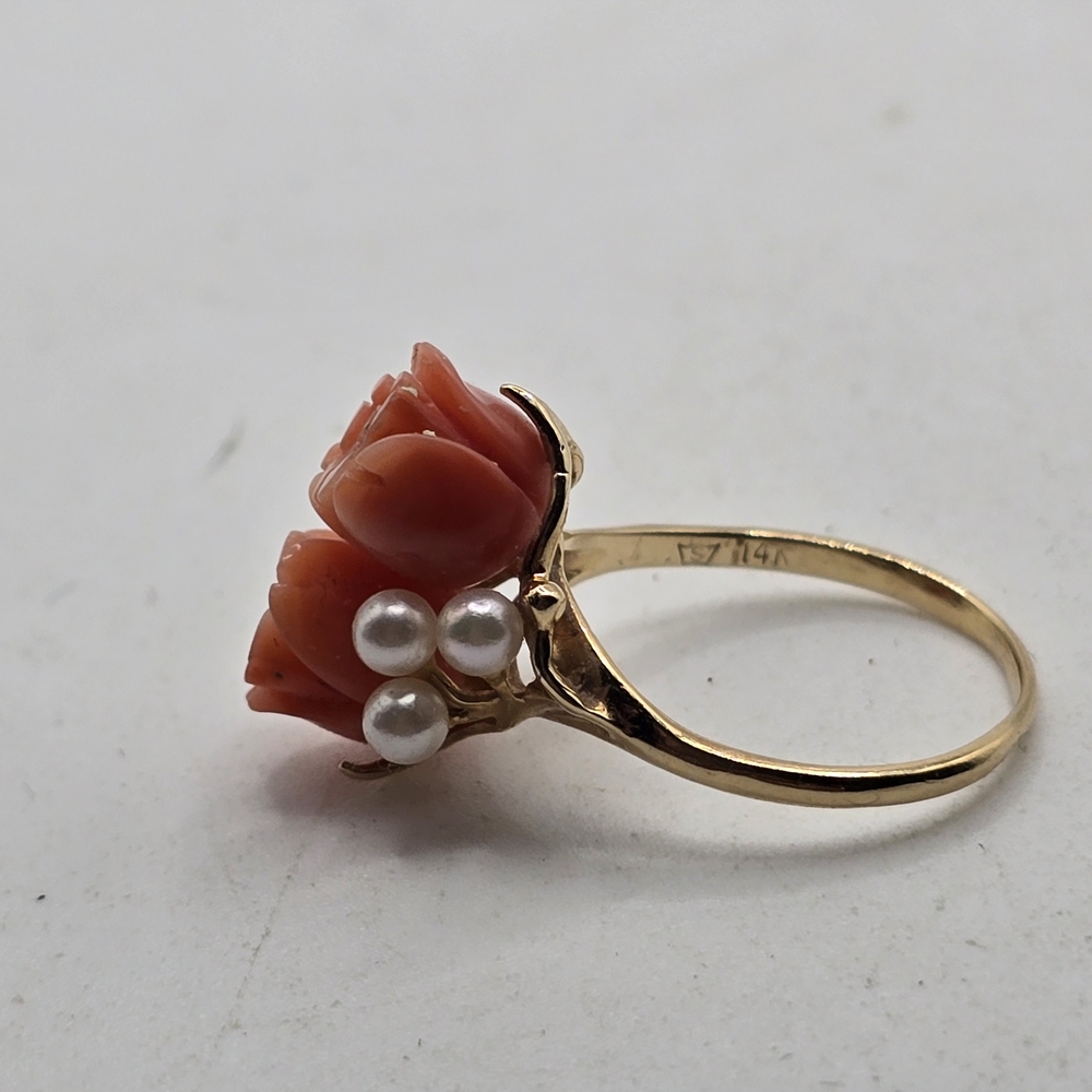 Vintage 14k Gold Carved Pink Coral Floral Ring with Pearls - Picture 6 of 8